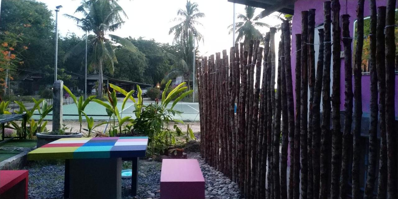 Above & Beyond Hostel Ban Tai Exterior photo